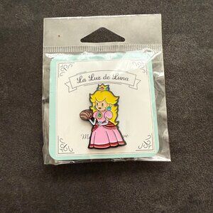 Princess Peach-Inspired Enamel Pin By La Luz De Luna